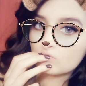 Meet your Posher, Hailey